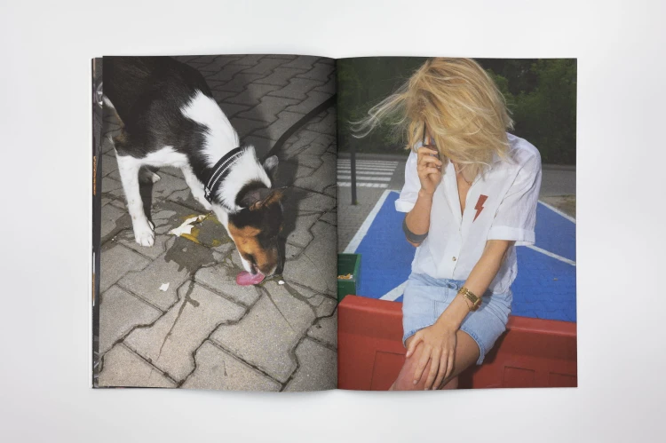 Adamski_centerfold_004.jpg