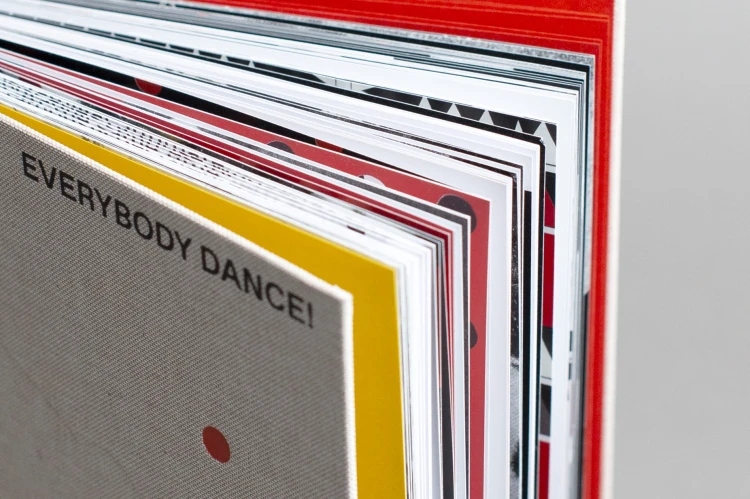 Everybody dance!_3.jpg