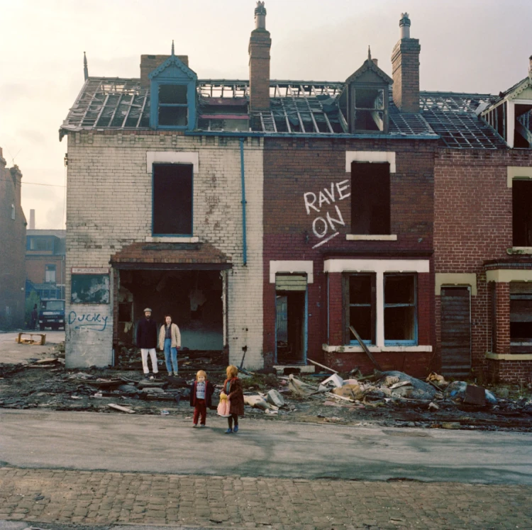 Early_Sunday_Morning_Peter_Mitchell_4