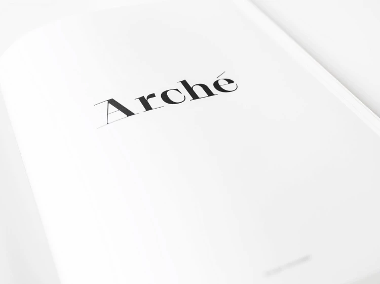 KacperKowalski_Arche-Photobook_11.jpg