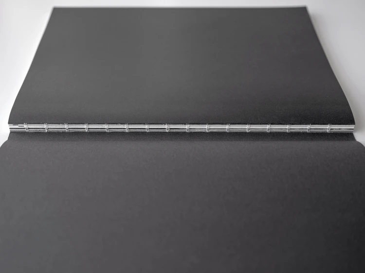 KacperKowalski_Arche-Photobook_16.jpg
